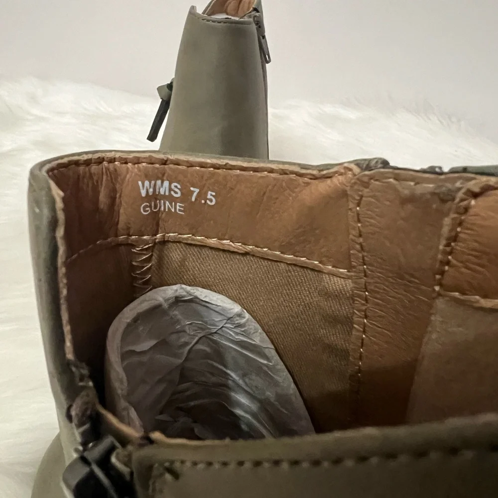 Report Womens Olive Guine Zipper Wedge Heeled Bootie Boots Size 7.5 NWOB